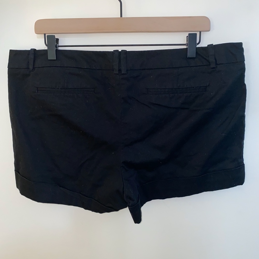 Mossimo Shorts - Picture 4 of 4
